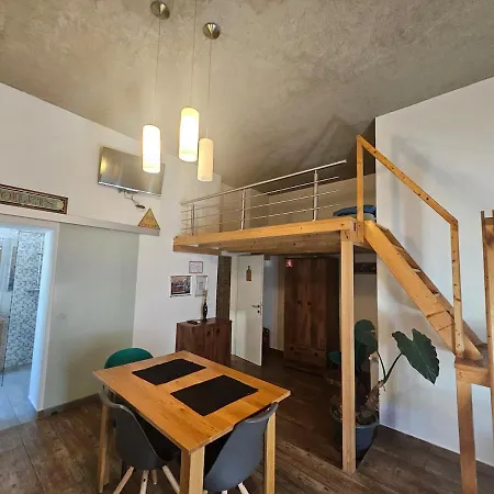 דירה Comfortable Near Old Town Center *